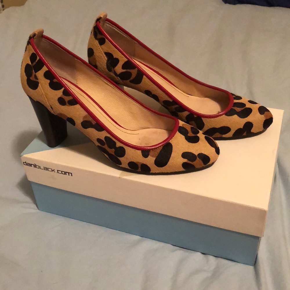 daniblak Isa Leopard Heels